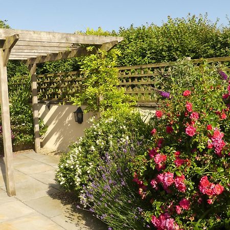 Pear Tree Cottages Wedmore Eksteriør billede